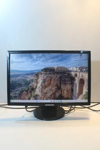 Monitor 19" Samsung 943BWX 