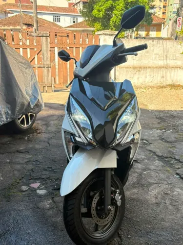 Vendo moto Elite 125