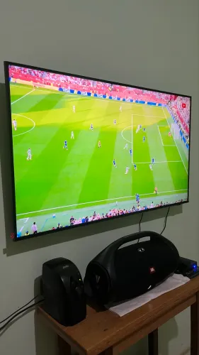 Samsung smart Tv 50? UHD 4K + Boombox 2