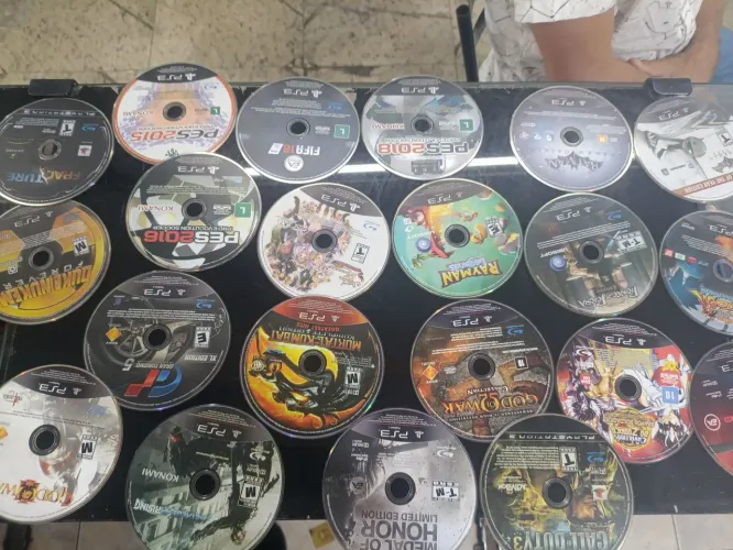 Jogos playstation 3 muitos raros de 30 a 90 reais cada