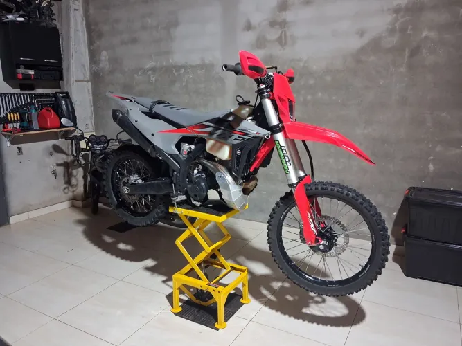 Vendo mxf 250 tsx