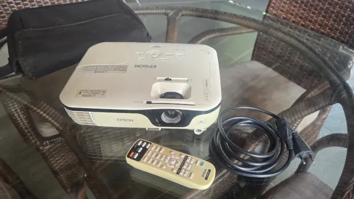 Projetor Epson X14 