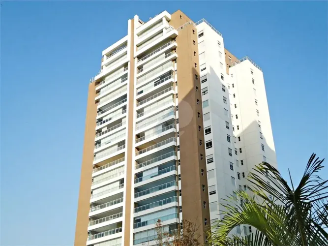 Apartamento novo de Alto Padrão, com 200 m², 3 suítes e 3 vagas, em Santa Teresinha!!!