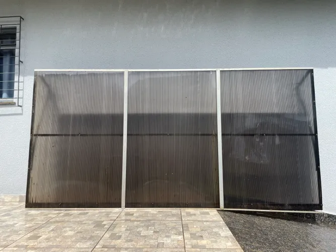 Toldo em policarbonato