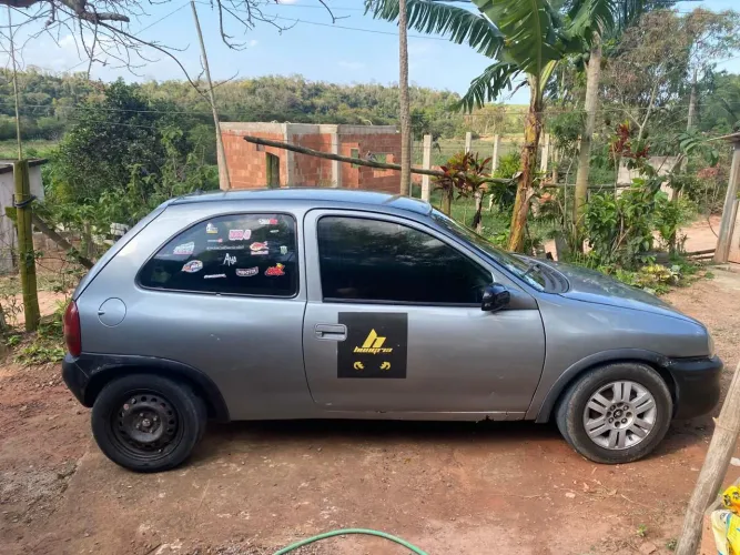 Chevrolet Corsa Super 1.0 MPFI / 2P E 4P 1997