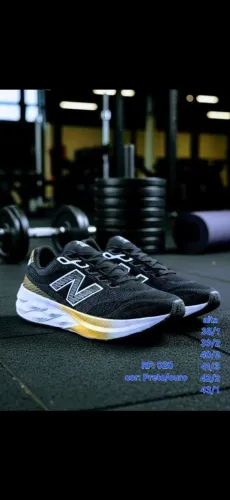 Tênis New Balance Feminino e Masculino