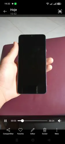 Celular redmi 13 C sem marcas de uso sempre usado com capinha e película valor dele 550?