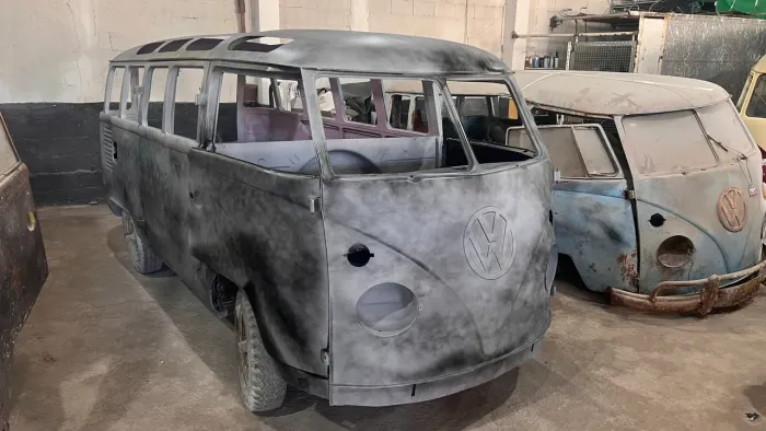 Volkswagen Kombi Standard/ Luxo/ Serie Prata 1972