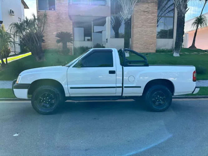 Chevrolet S10 Pick-up 2.4 MPFI 8V 128cv/ Rodeio 2001