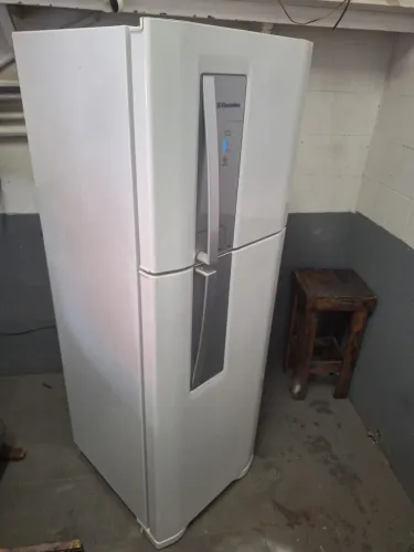 Geladeira Electrolux Frost Free Duplex 400litros