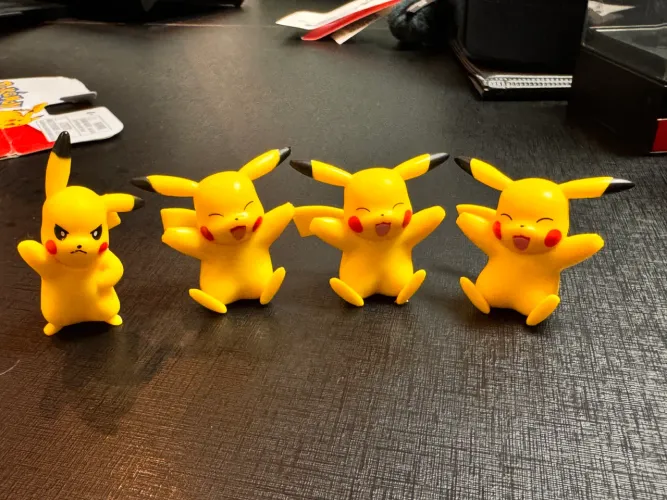 Pikachu Pokémon Jazwares Diversos