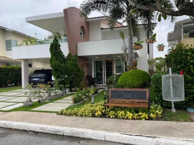 Casa Nascente com 4 Suítes e Piscina à venda no Condomínio San Nicolas