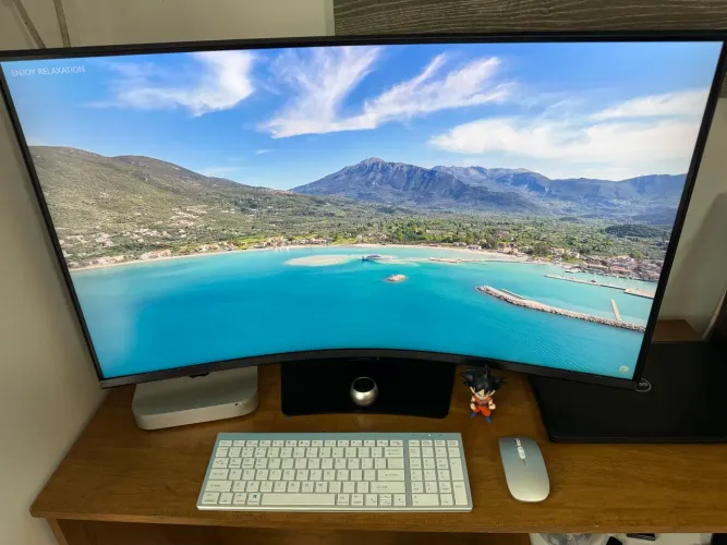 Monitor Samsung Odyssey G7, 37", 4K, 165Hz, 1ms, FreeSync, DP, HDMI, USB, ajuste de altura