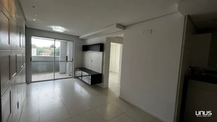 Apartamento com 2 quartos sendo 1 suíte em Kobrasol
