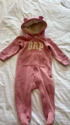 Macacão baby GAP rosa, TAM 6-12 meses