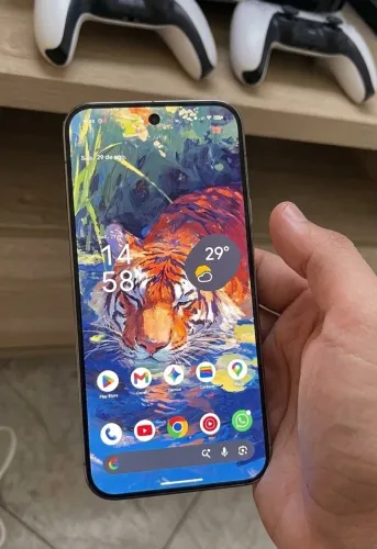 Google Pixel 10 Pro XL *POSSUI DETALHE NA LATERAL*