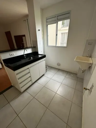 Imóvel para aluguel possui 40 metros quadrados com 2 quartos em Ribeirão do Lipa - Cuiabá 