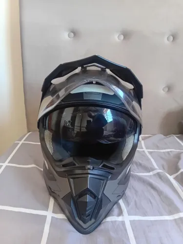 Capacete HELT