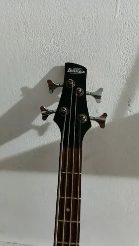 Vendo baixo Ibanez