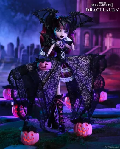 Monster High Draculaura Howliday Halloween