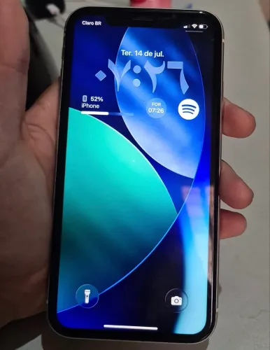 iPhone 11 128 em perfeito estado 1000 reais