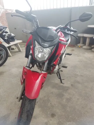 ? Honda CB Twister 250 ABS 2022 - Baixa Quilometragem