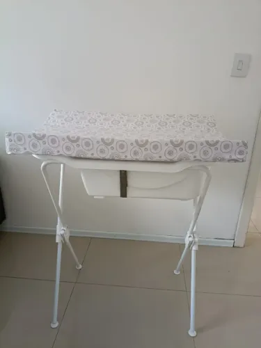 ? BANHEIRA COM TROCADOR TUTTI BABY - FLORIPA