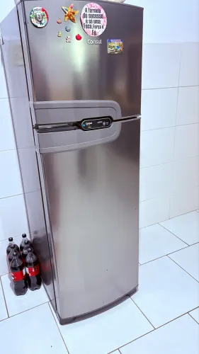 Geladeira 220v