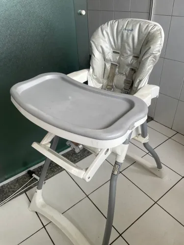 Cadeirão de Bebê Burigotto