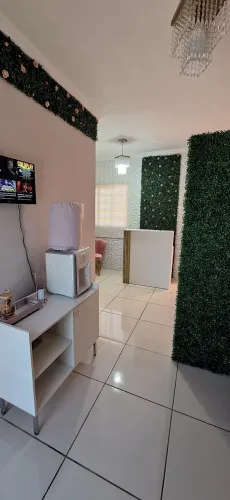 Espaço já com itens para trabalho.