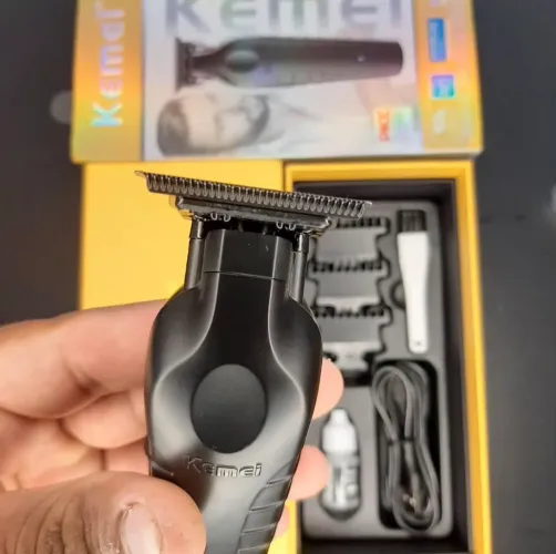 Máquina de cabelo e acabamento profissional