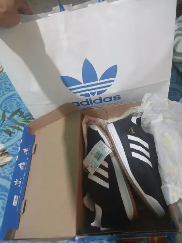 Sapato adidas 36 original nunca usado