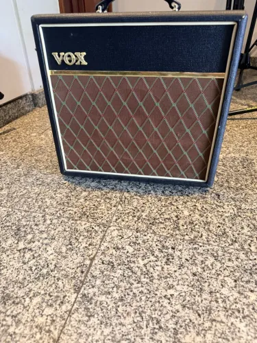 Amplificador Vox patchfinder 15w