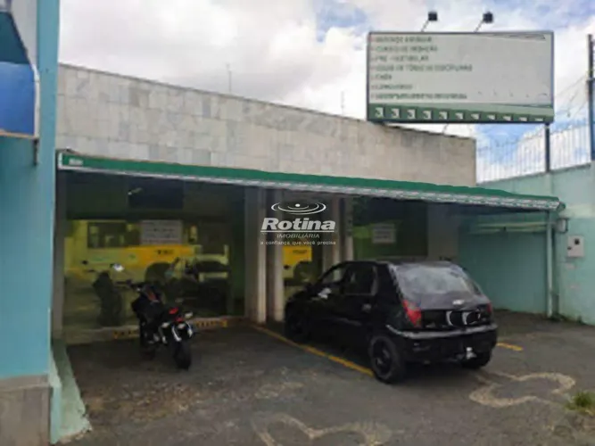 Casa Comercial para alugar, Nossa Senhora Aparecida - Uberlândia/MG - Rotina Imobiliária