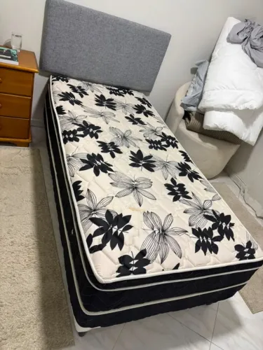 Cama solteiro