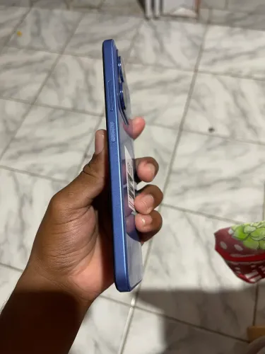 Vende-se celular Redmi 15C seminovo com um mês de uso