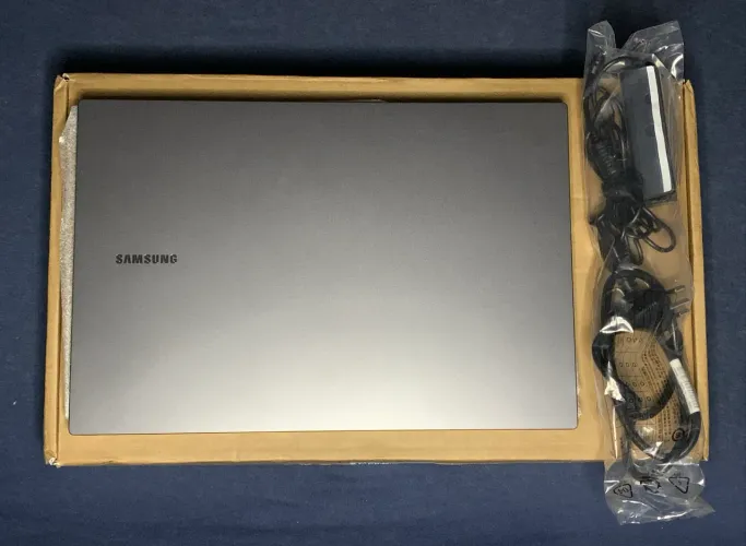Notebook Samsung Book Intel Core Celeron 4g, 256gb