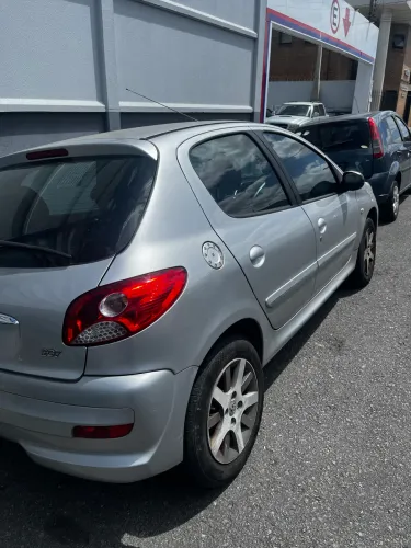 Peugeot 207 XR Sport 1.4 Flex 8V 5P 2013