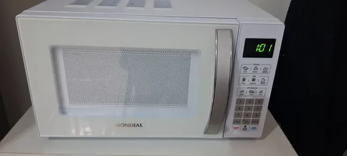 Microondas Mondial 21 Litros