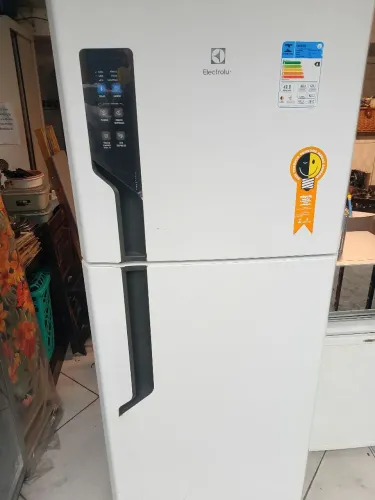 Geladeira Electrolux Frost Free 