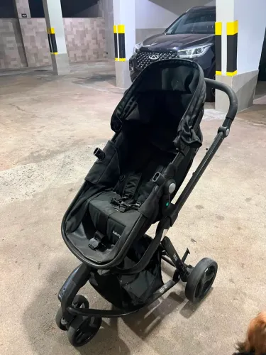 Carrinho de bebê multifuncional