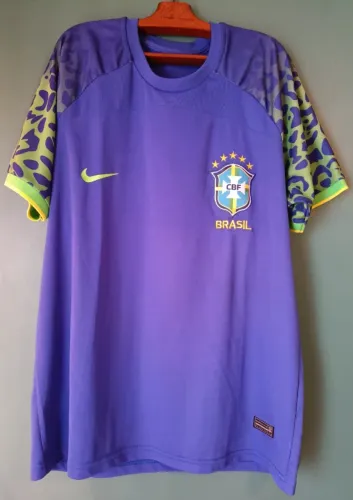 Camisa de Futebol da Seleção do Brasil - Tamanho : GG