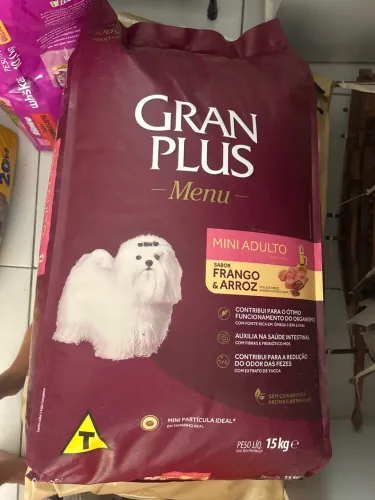 Saco de ração fechado