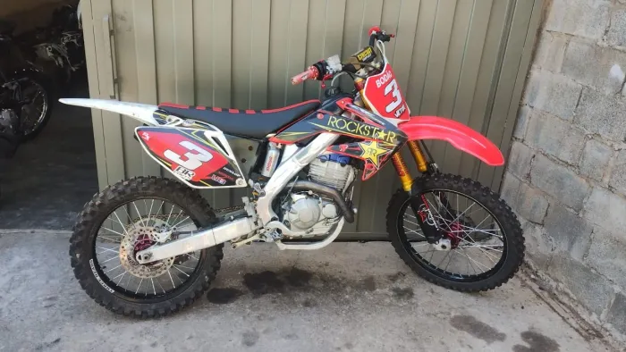 CRF mix com motor de cb 300 preparado 410 c