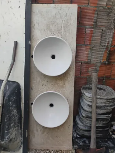 Vendo piá de mármore com duas cubas 