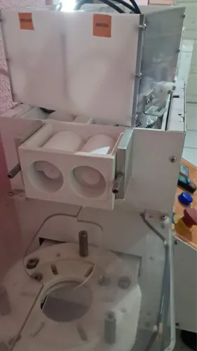 Máquina de fazer salgado