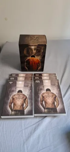 Box Serie Oz Completa DVD Impecável