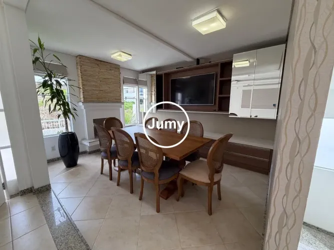 Casa com 3 Suítes na Pedra Branca Palhoça/SC