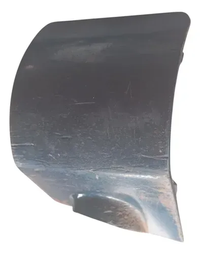 Moldura Spoiler Traseiro Direito Vw Santana 1991 1998
