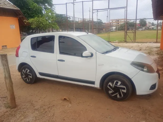 Renault Sandero Expression Hi-flex 1.0 16V 5P 2013